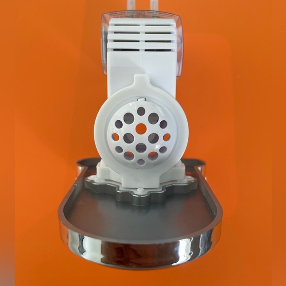 Bath and Body Works • Neon Rainbow Nightlight Wallflower plug - Picture 9 of 11